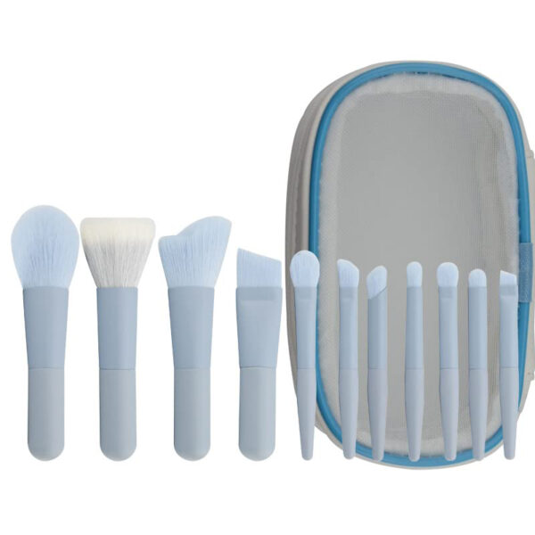 Eco-Friendly Makeup Brushes