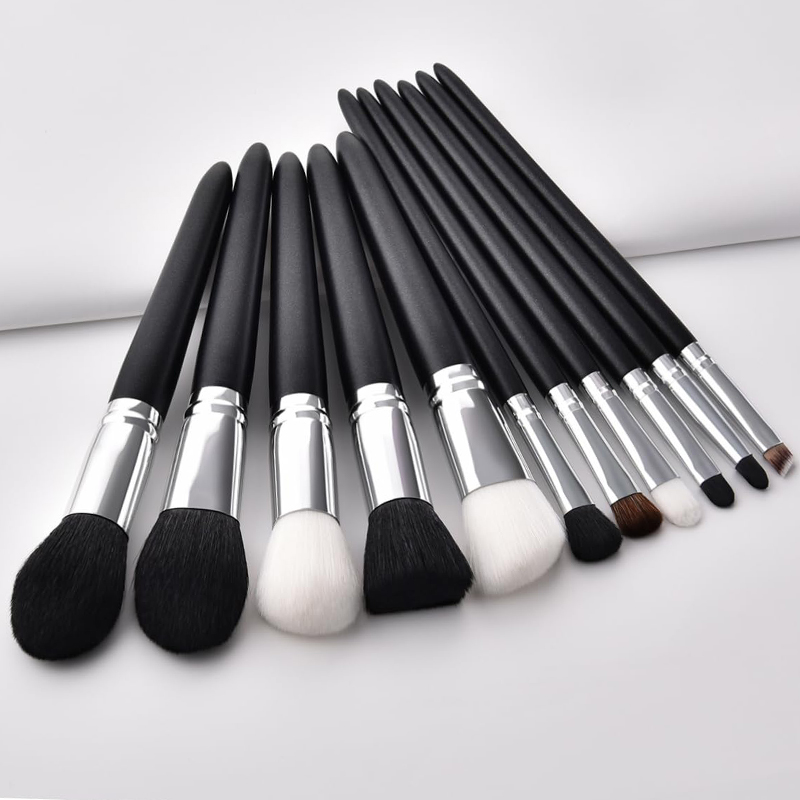 Natural Hair Makeup Brushes
