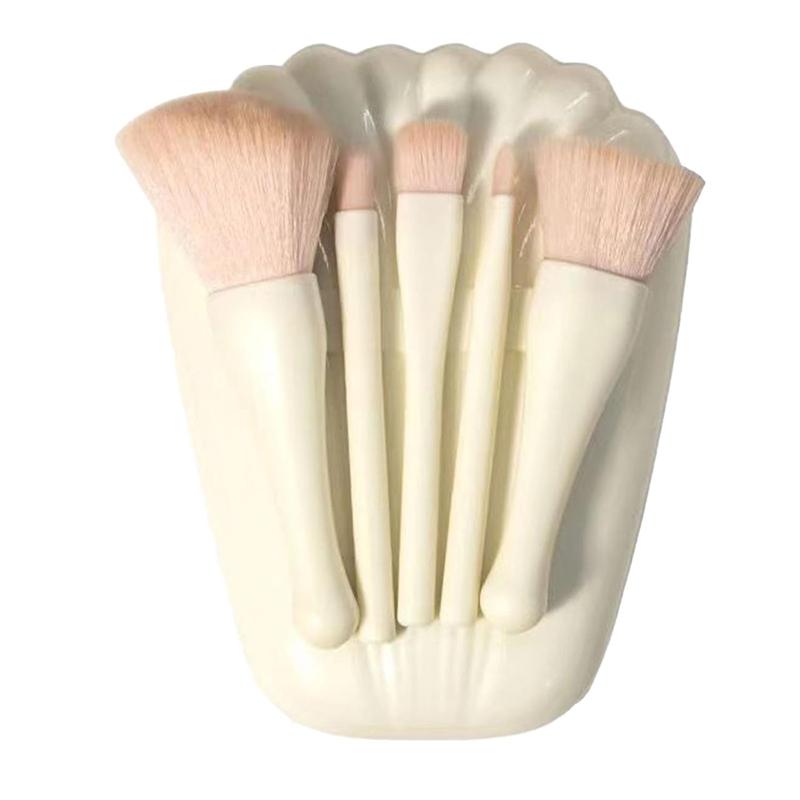 Customizable Makeup Brush Kit
